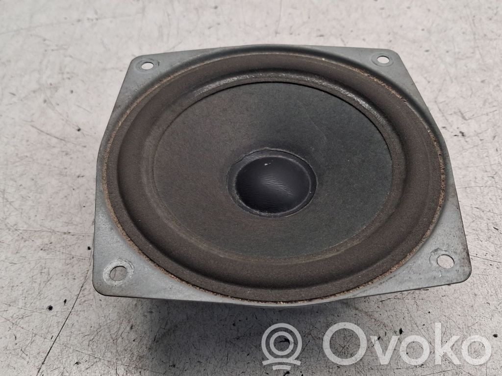 BMW 3 E36 Etuoven kaiutin 