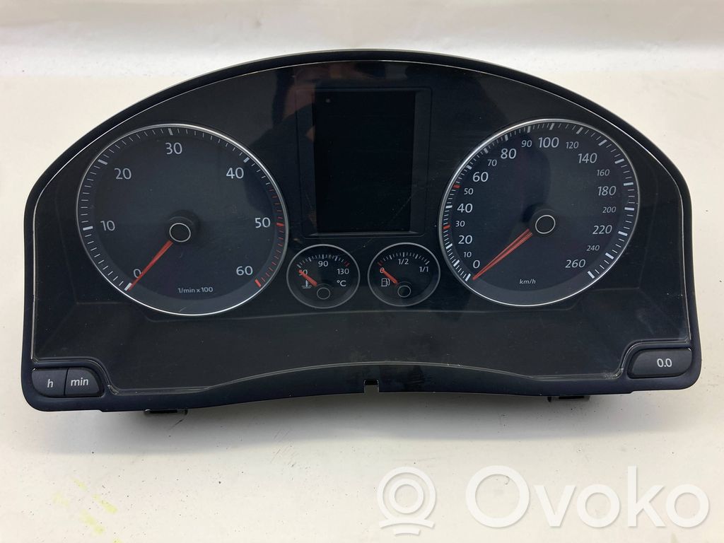 Volkswagen Golf V Licznik / Prędkościomierz 