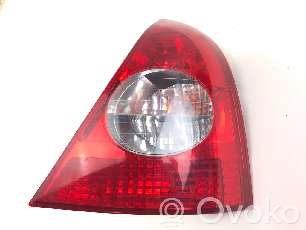 Renault Clio II Luci posteriori 