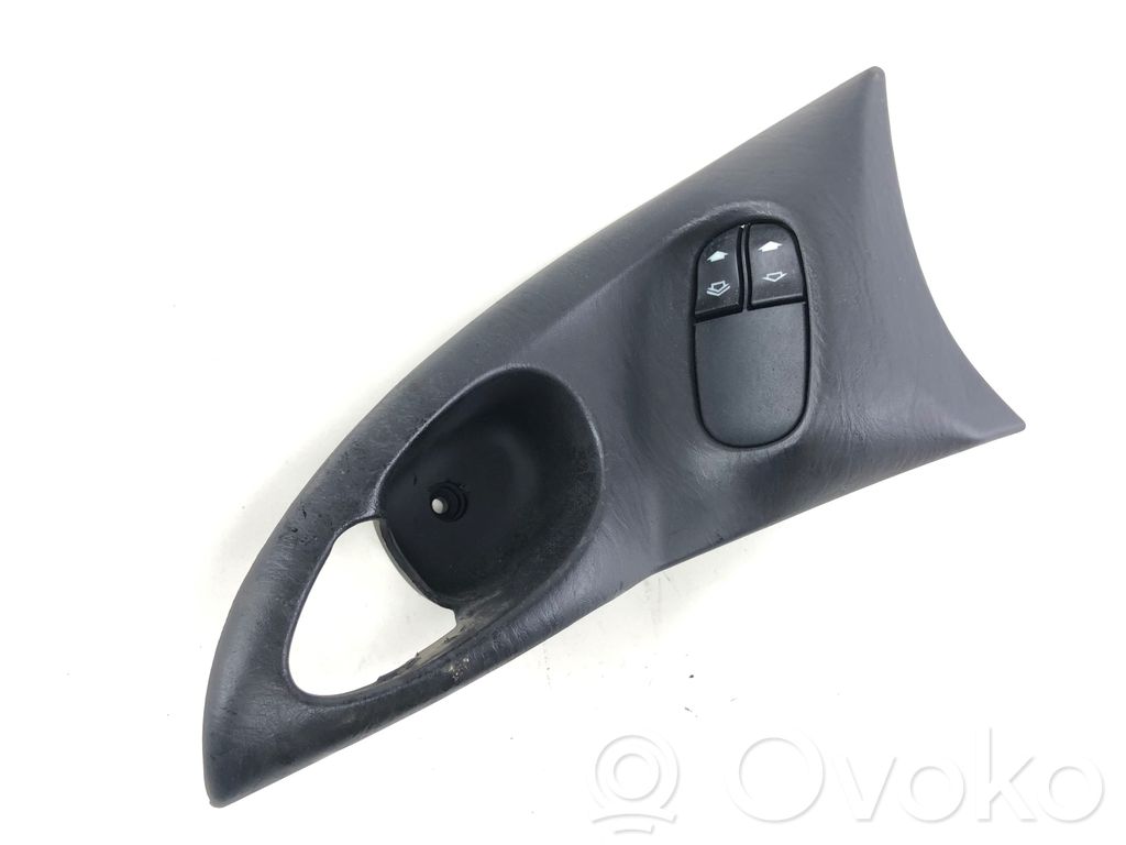 Ford Focus Electric window control switch 