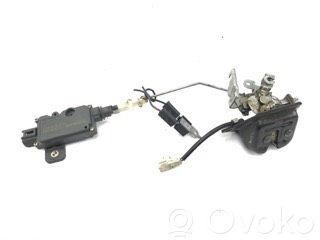 Nissan Almera N16 Zamek klapy tylnej / bagażnika 