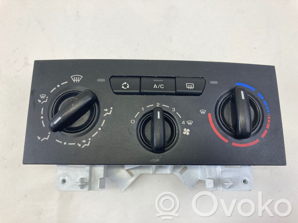 Peugeot Expert Climate control unit 