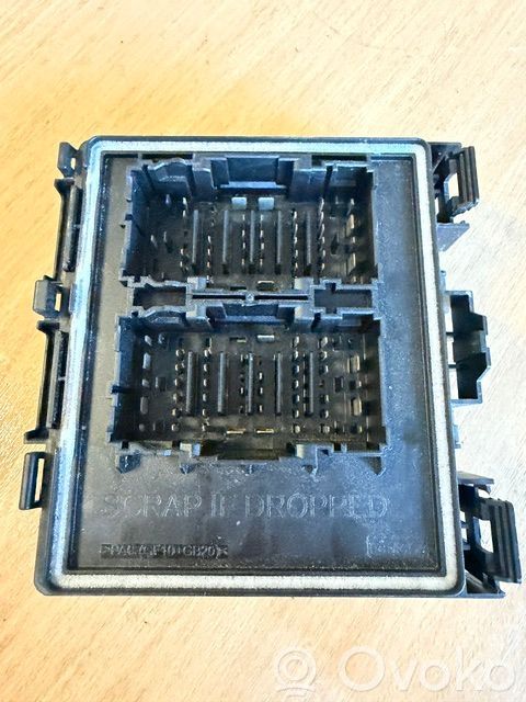 Módulo de fusible   L1TT14D068GAG,L1TT14D068GAG