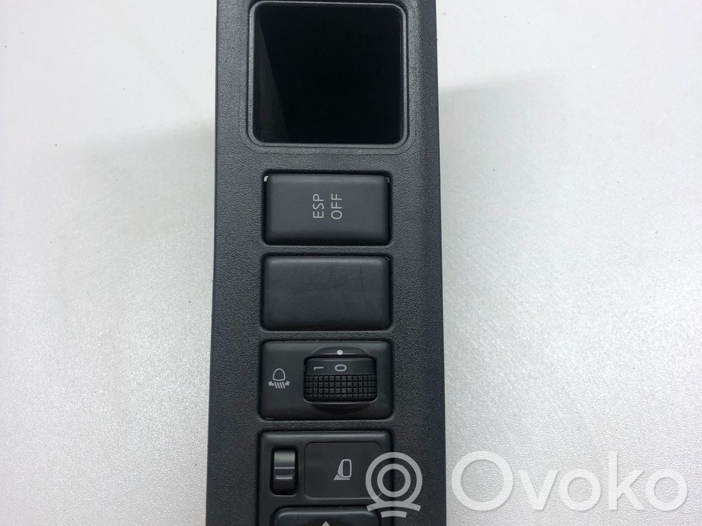 Nissan Note (E11) Other interior part 