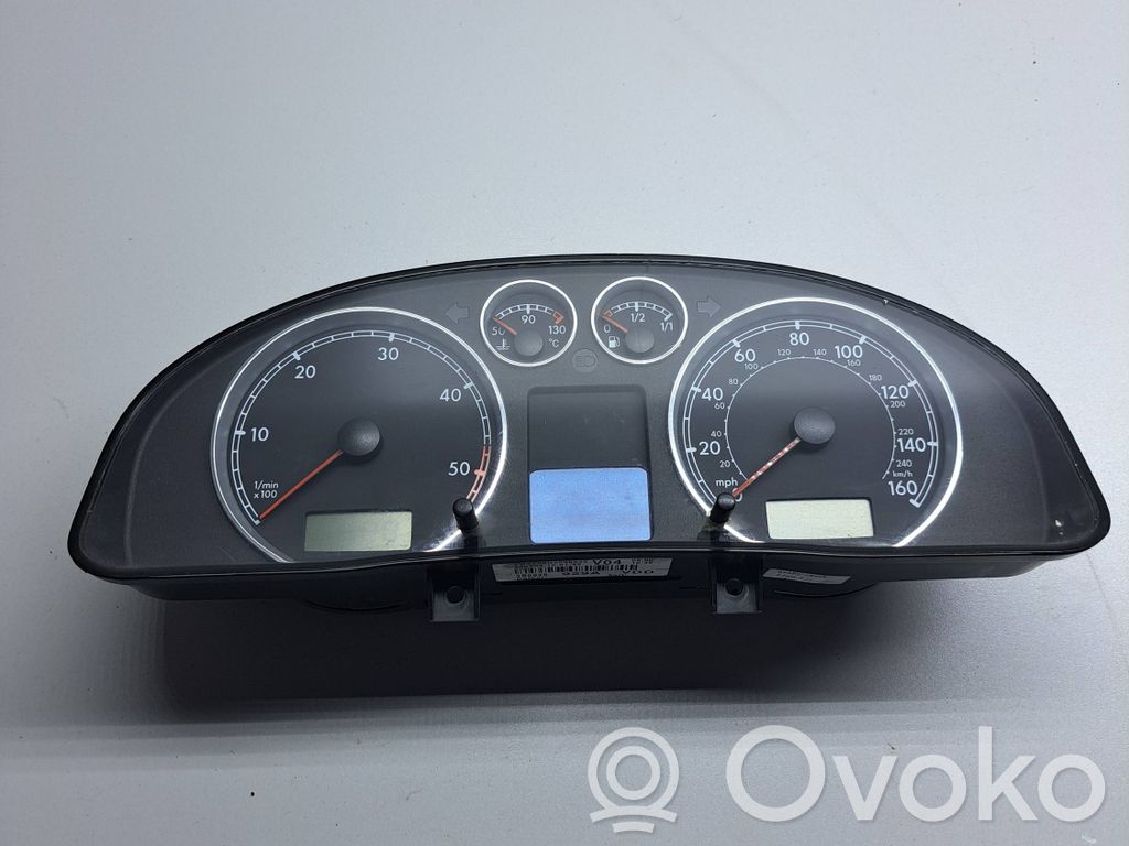 Volkswagen PASSAT B5 Speedometer (instrument cluster) 