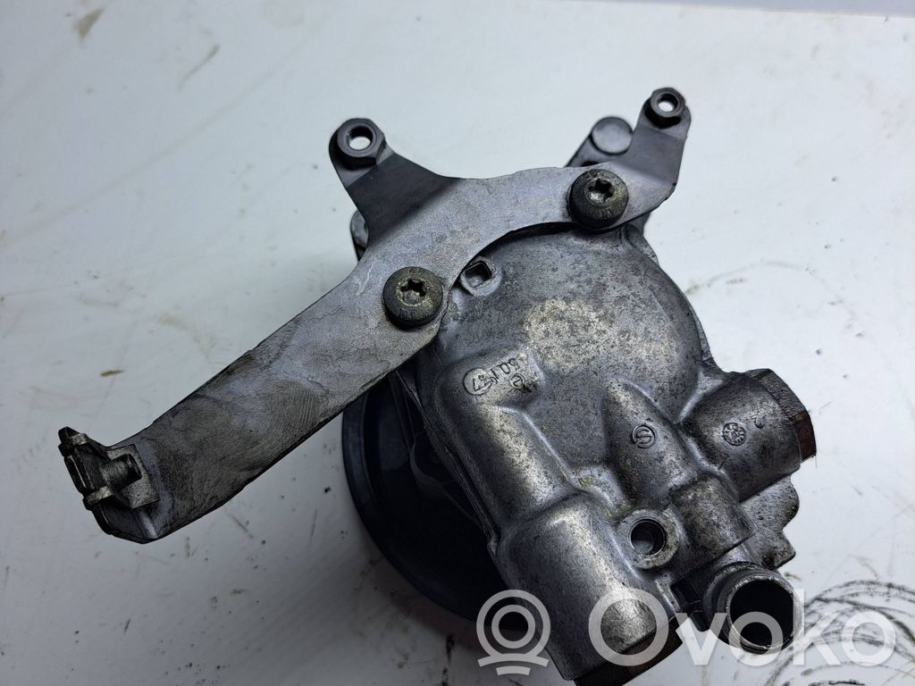 BMW 5 E60 E61 Servopumpe 