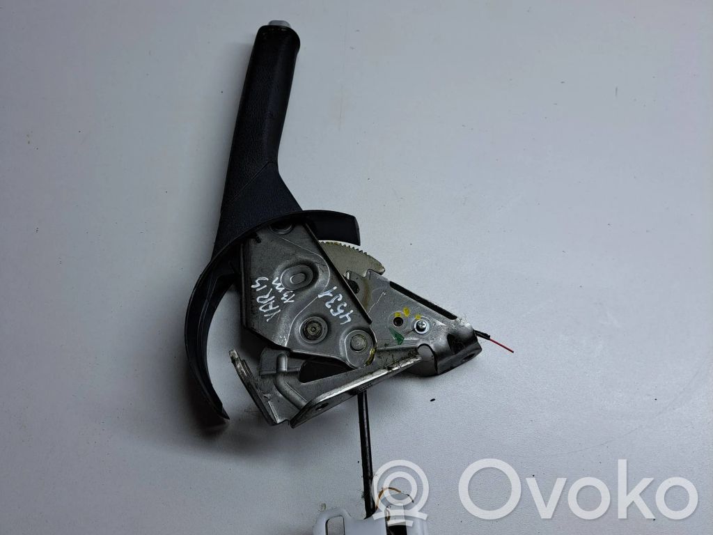 Toyota Yaris Rokas bremzes mehānisms (salonā) 
