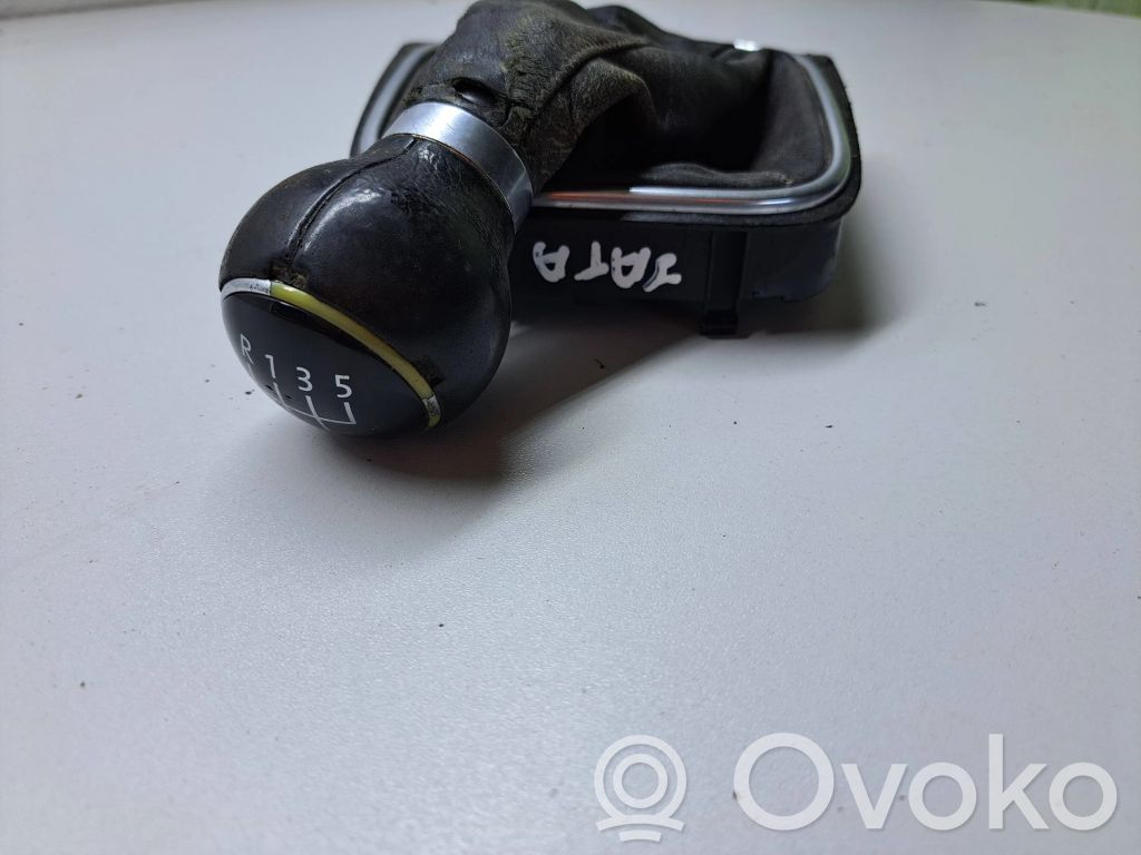 Volkswagen Jetta V Buton/manșon piele manetă schimbător viteze 