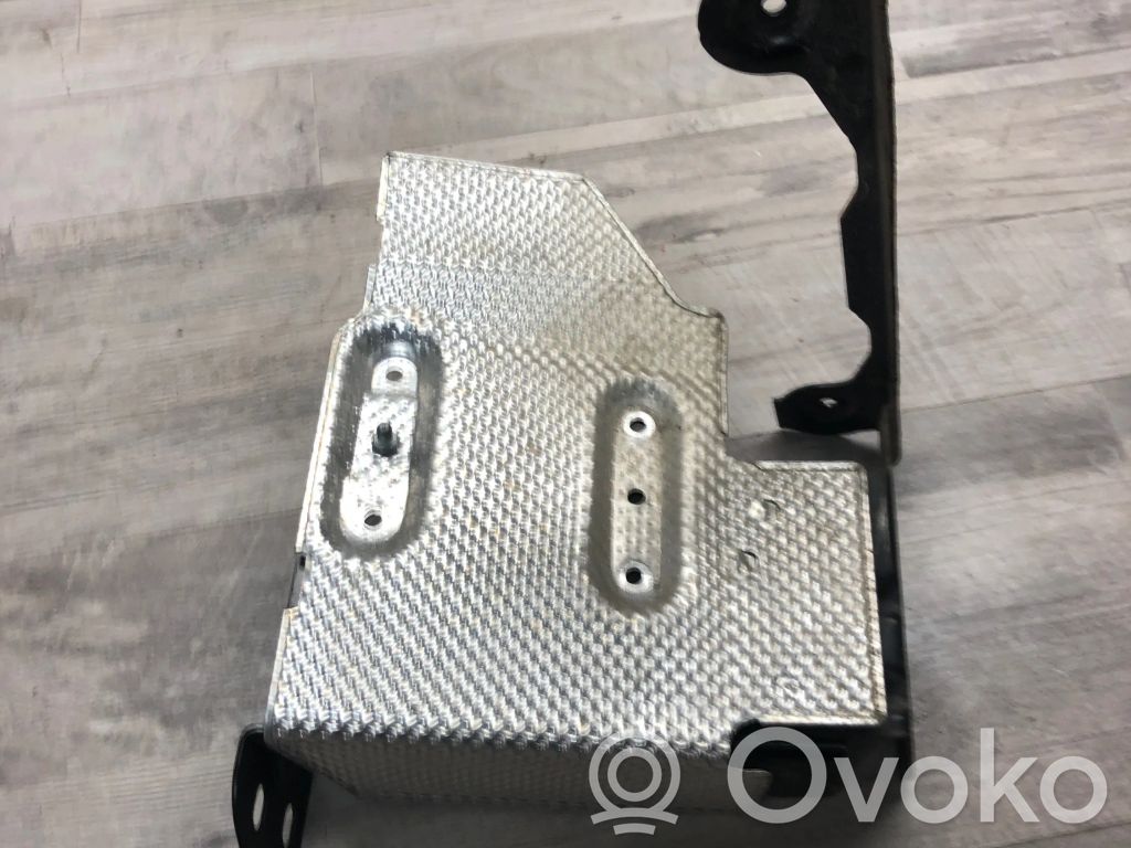 Volkswagen PASSAT B8 Other engine bay part 