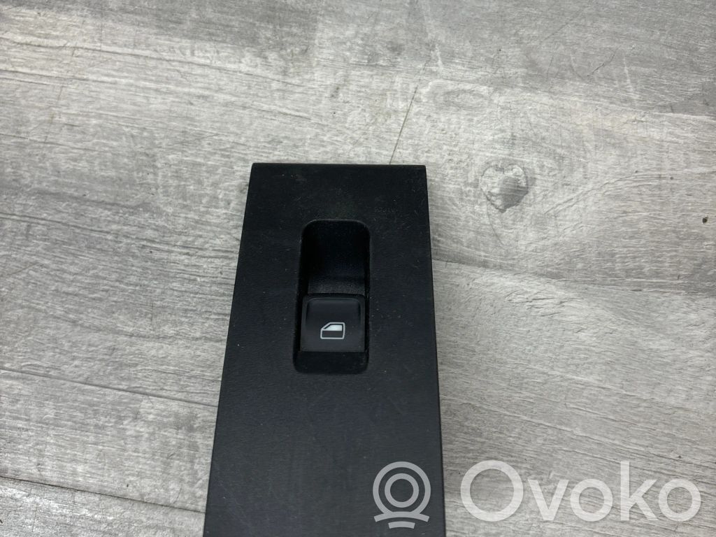 Skoda Rapid (NH) Electric window control switch 