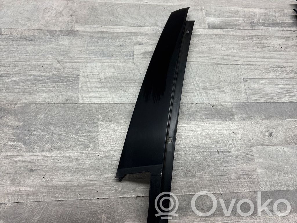 BMW 5 F10 F11 Aizmugurē durvju stikla apdare 