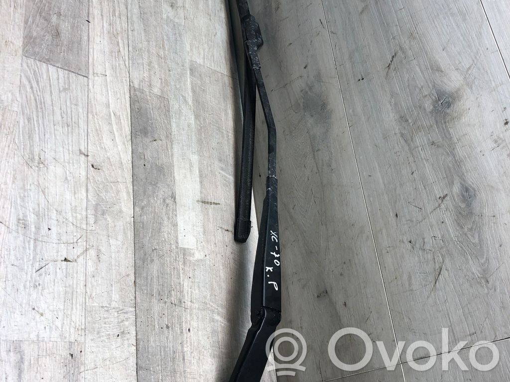 Volvo XC70 Ramię wycieraczki szyby przedniej / czołowej 