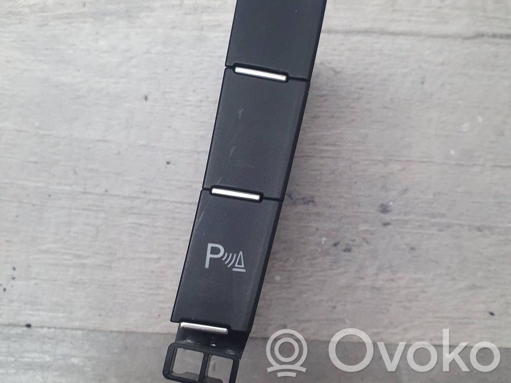 Skoda Octavia Mk3 (5E) Interruptor del sensor de aparcamiento (PDC) 
