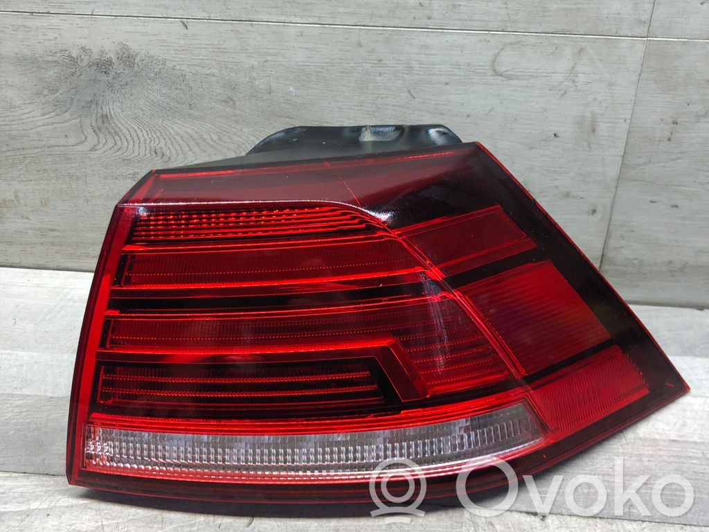 Volkswagen Golf VII Lampă spate în caroserie 
