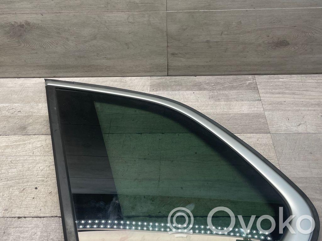 BMW X5 E70 Szyba karoseryjna tylna 