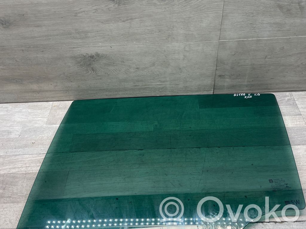 Opel Astra K Rear door window glass 