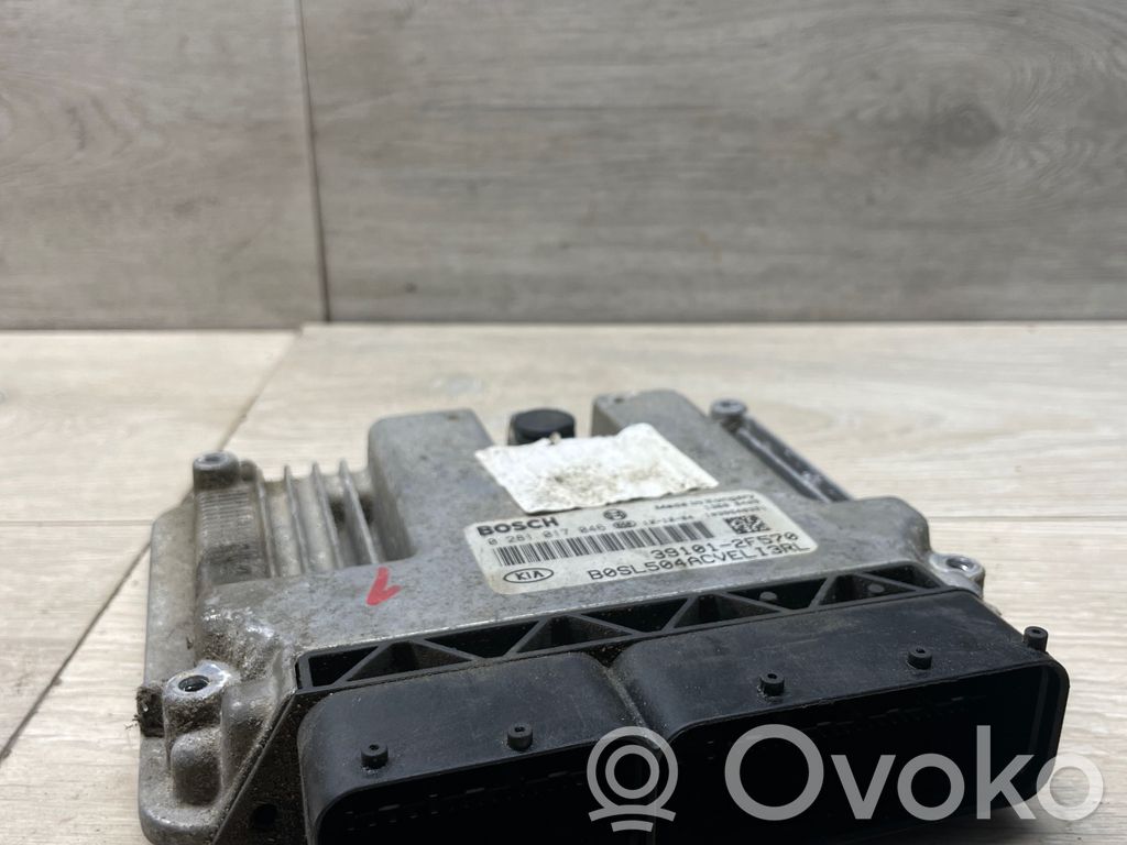 KIA Sportage Engine control unit/module 