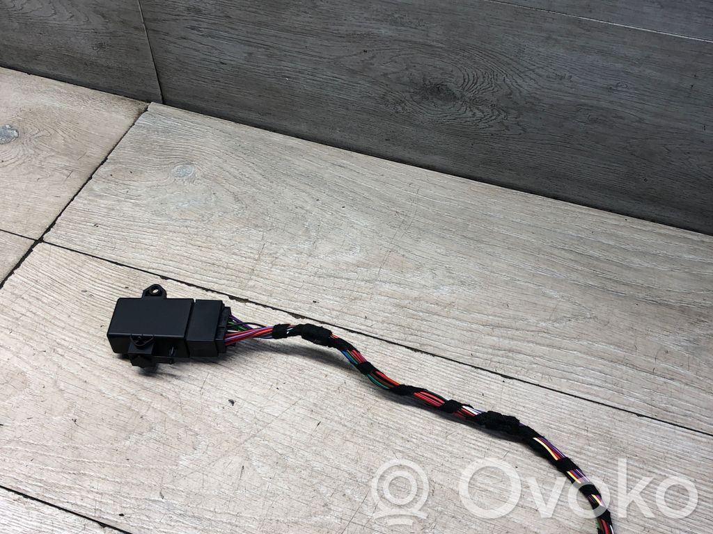 Skoda Superb B6 (3T) Seat heating relay 