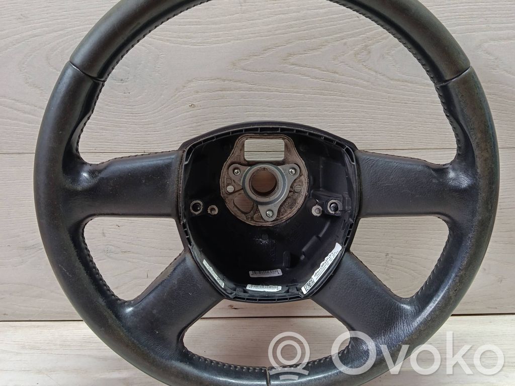 Audi A3 S3 A3 Sportback 8P Ohjauspyörä 