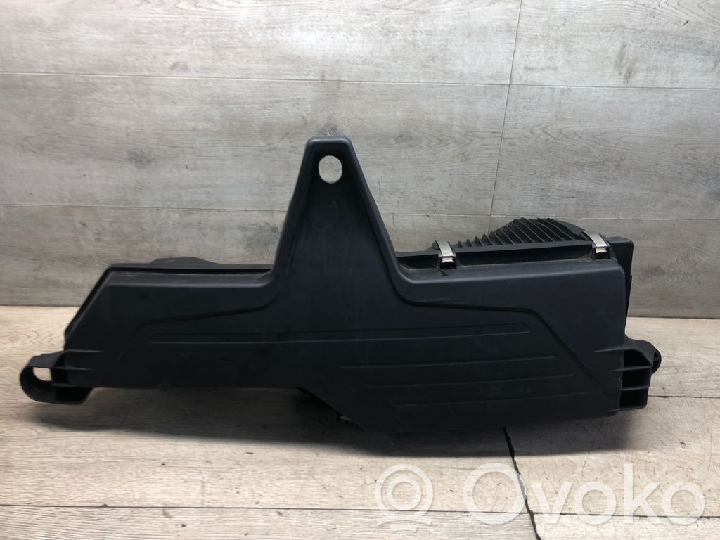 BMW 3 F30 F35 F31 Obudowa filtra powietrza 