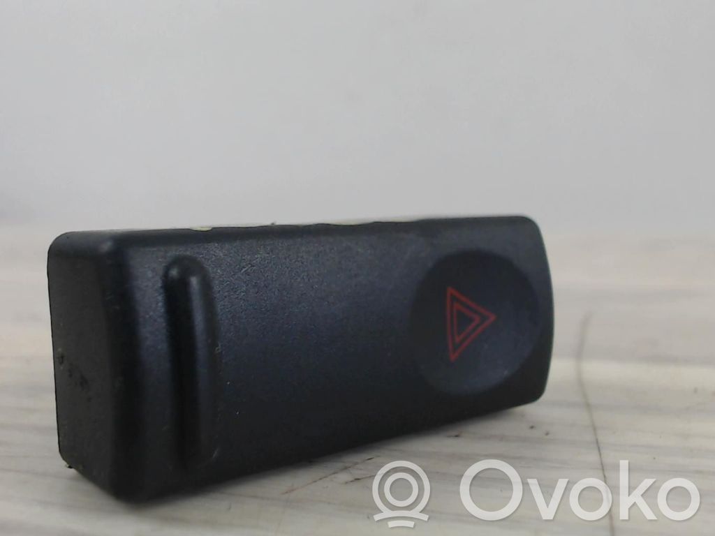 Renault 19 Hazard light switch 