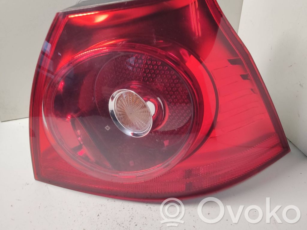 Volkswagen Golf V Lampa tylna 