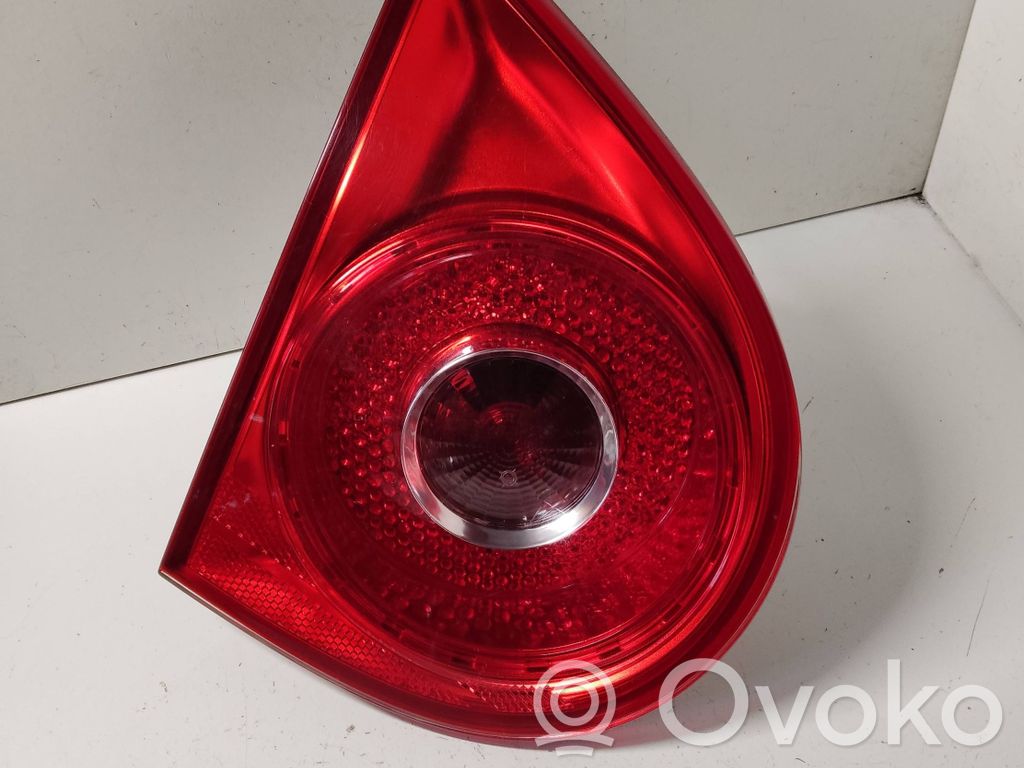 Volkswagen Golf V Tailgate rear/tail lights 