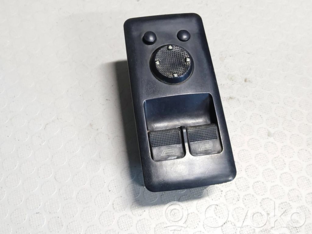 Volkswagen Transporter - Caravelle T4 A set of switches 