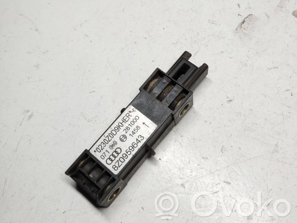 Czujnik uderzenia Airbag   8Z0959643,281000,0230Z0D9KHER