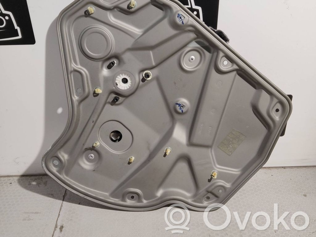 Skoda Octavia Mk2 (1Z) Rear window lifting mechanism without motor 