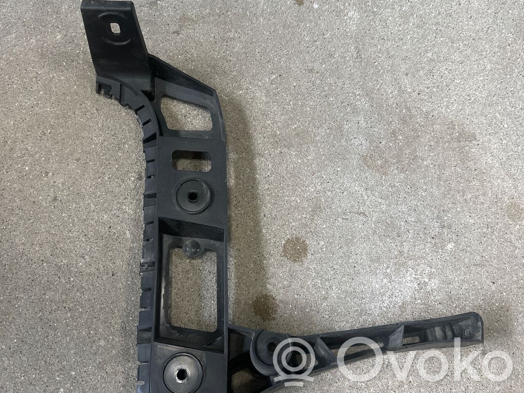 Volkswagen Touran II Suport montare bară spate 