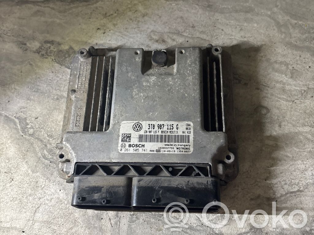 Skoda Octavia Mk2 (1Z) Engine control unit/module 