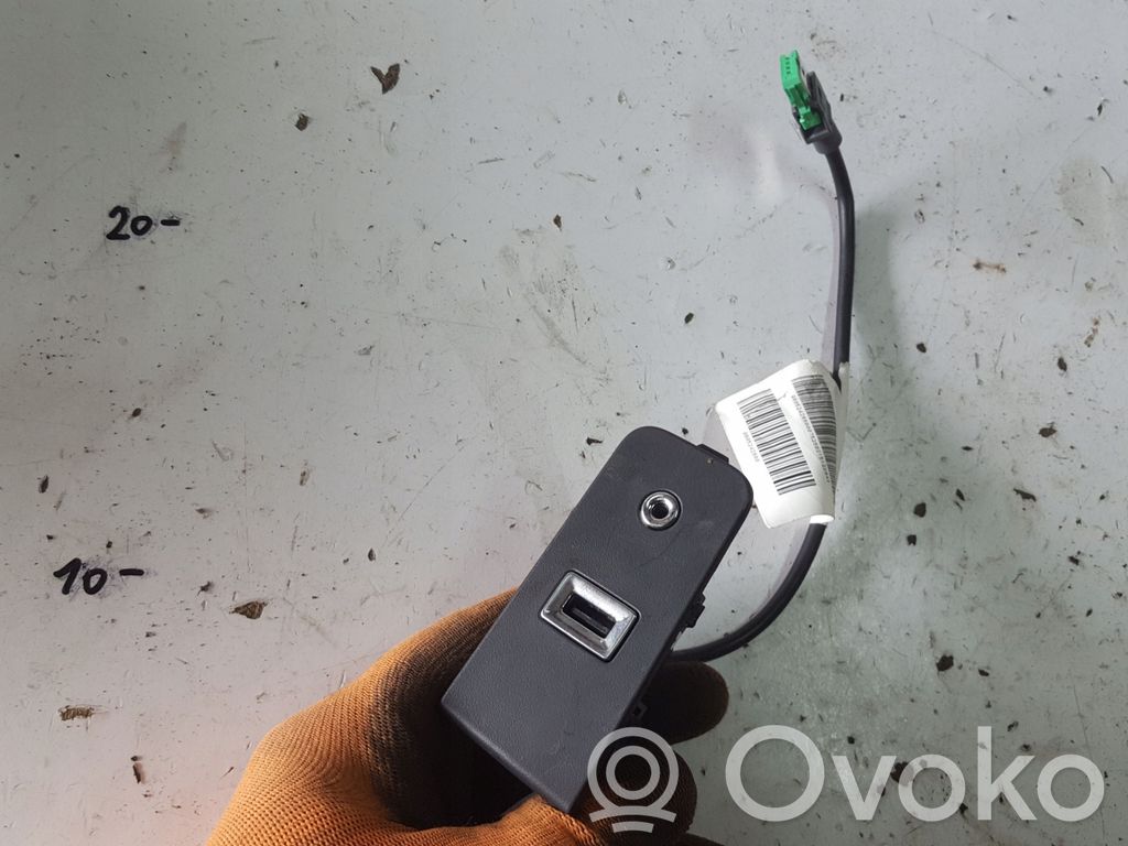 USB jungtis   9805242880