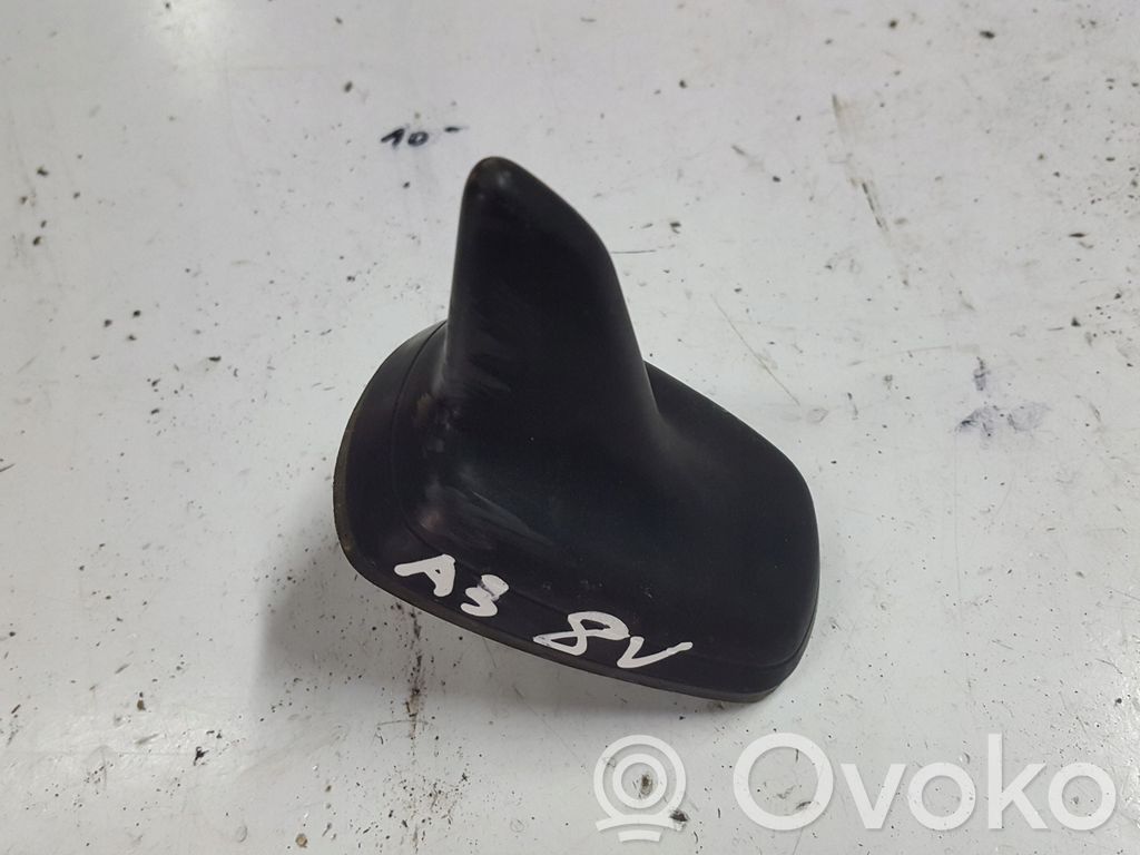 Audi A3 S3 8V GPS-pystyantenni 