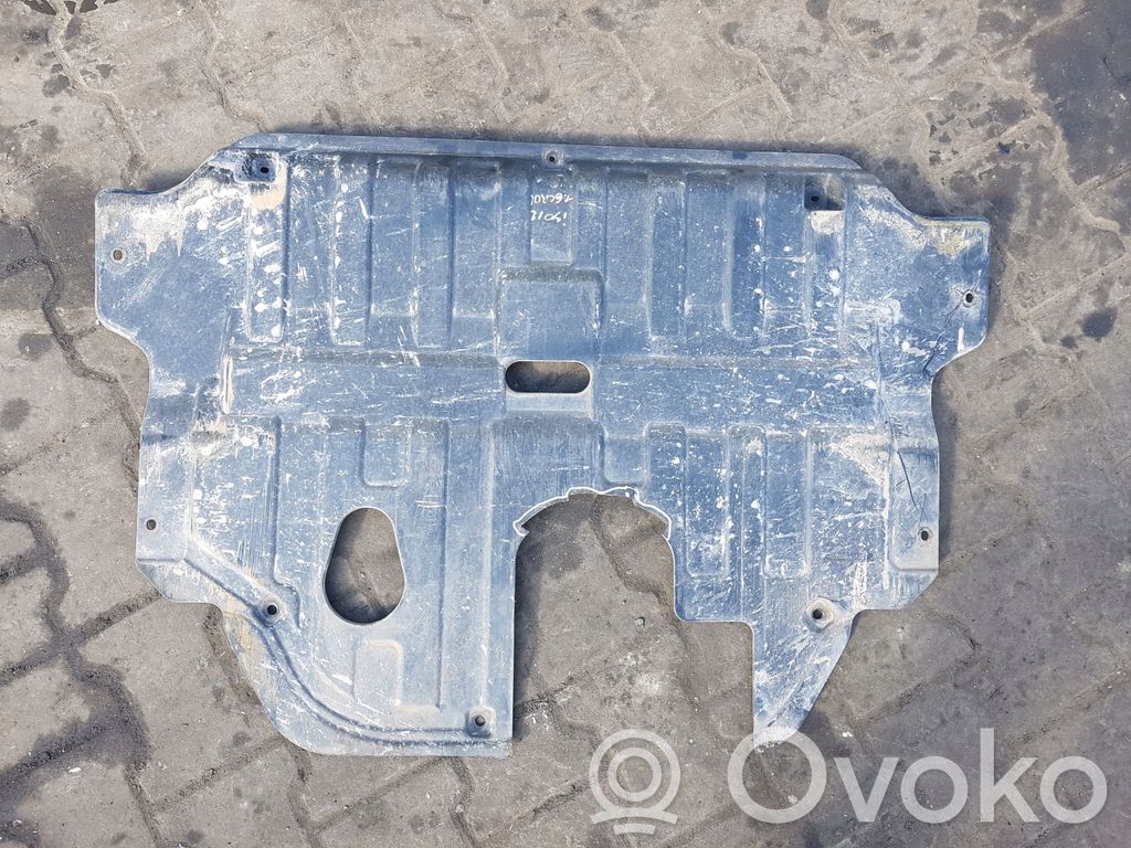 Hyundai i30 Placa protectora/protector antisalpicaduras motor 