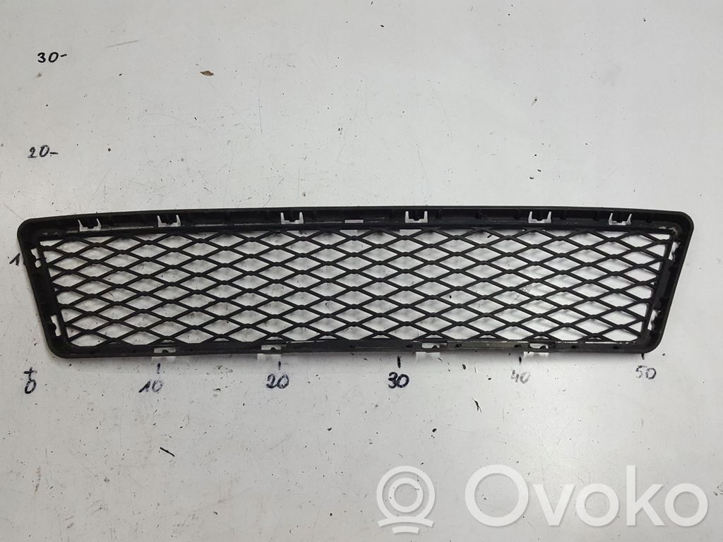 Front bumper lower grill   7128234
