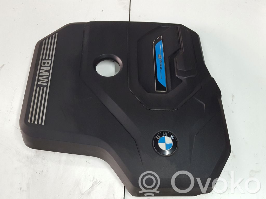 Engine cover (trim)