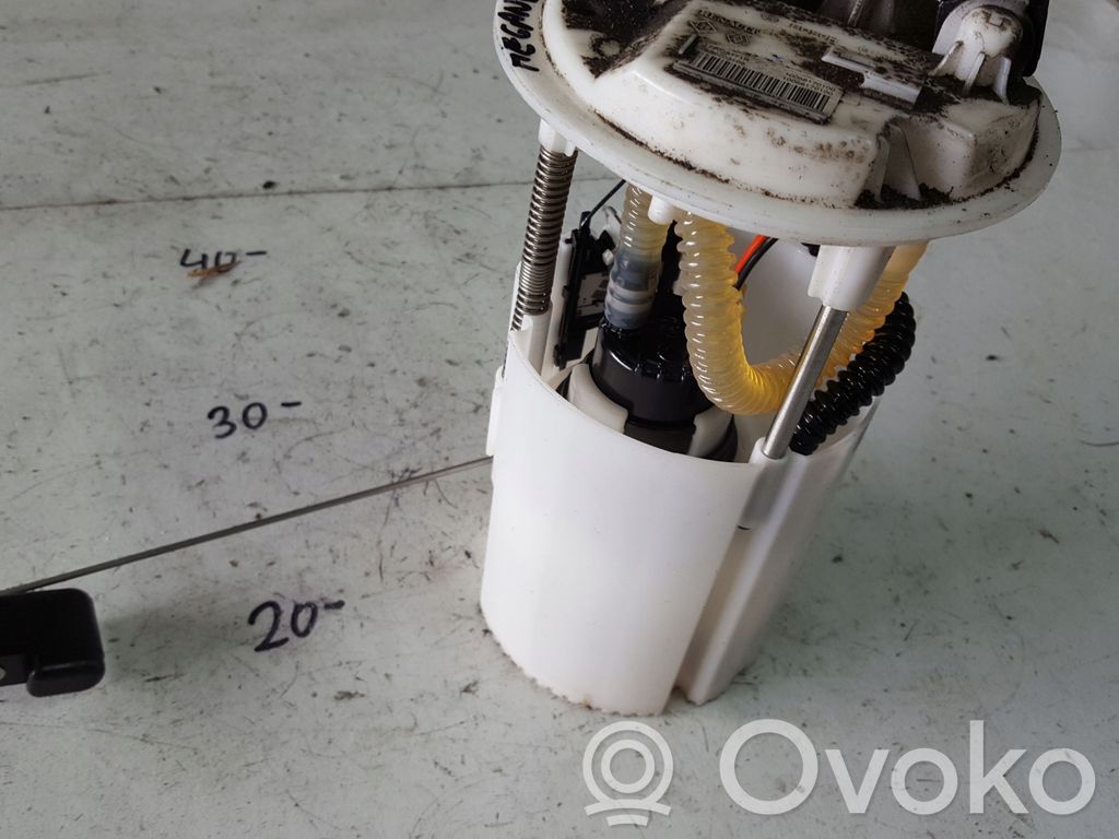 Renault Megane III Bomba interna de combustible 