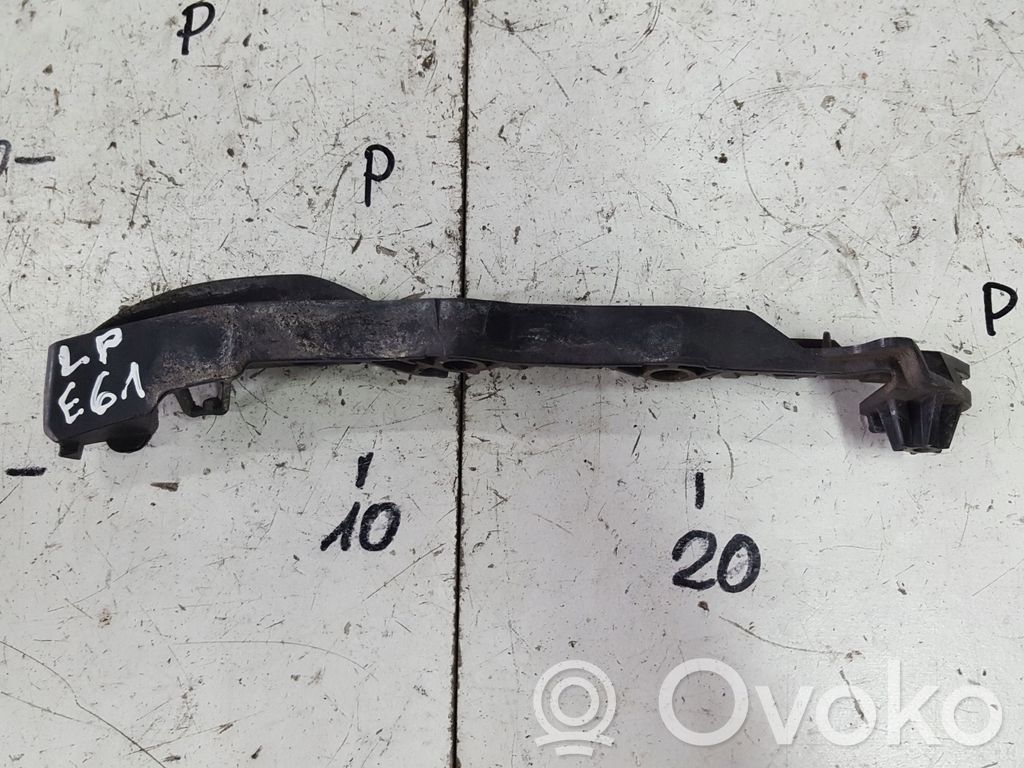Priekšpusē bampera turētājs   7178077