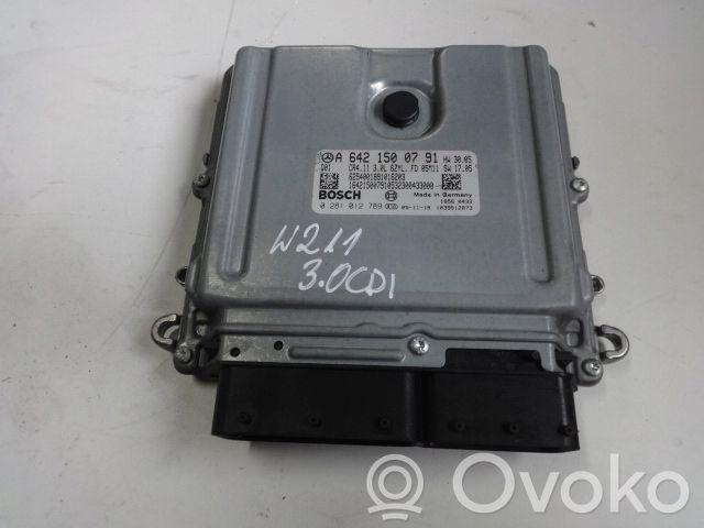 Mercedes-Benz E W211 Engine control unit/module 