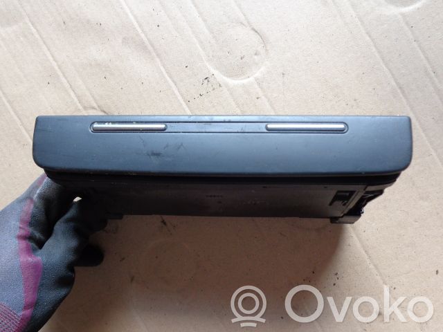 Audi A4 S4 B6 8E 8H Compartimiento/consola central del panel 