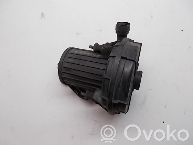 BMW 6 E63 E64 Pompa powietrza wtórnego 