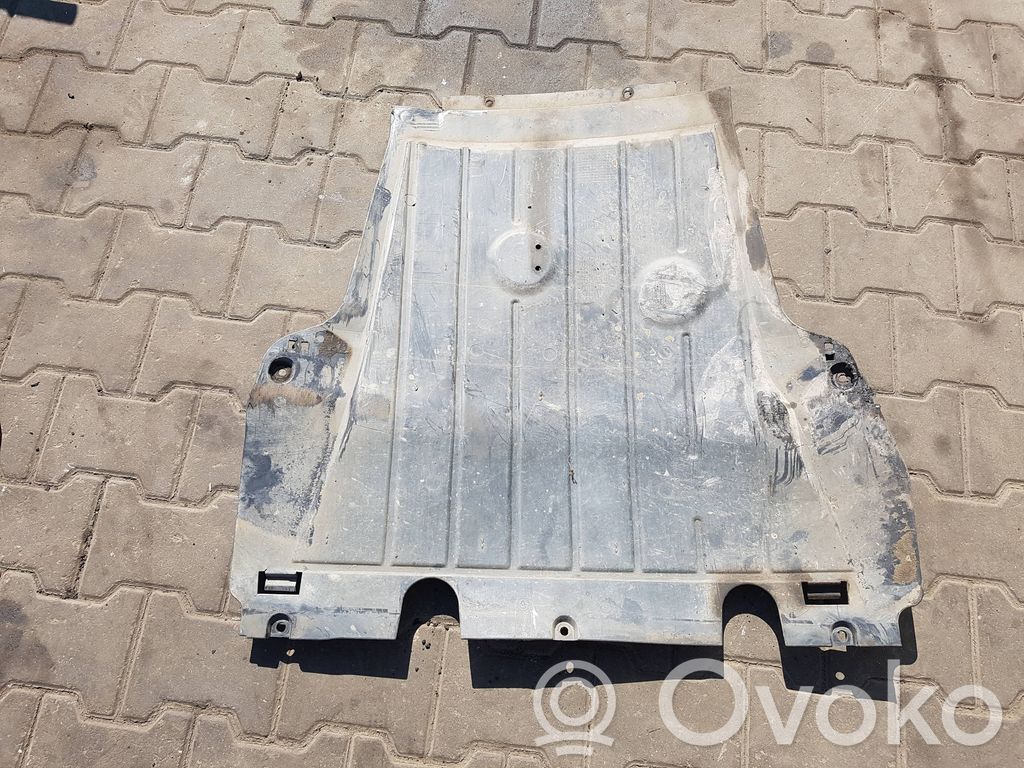 Renault Captur Engine splash shield/under tray 