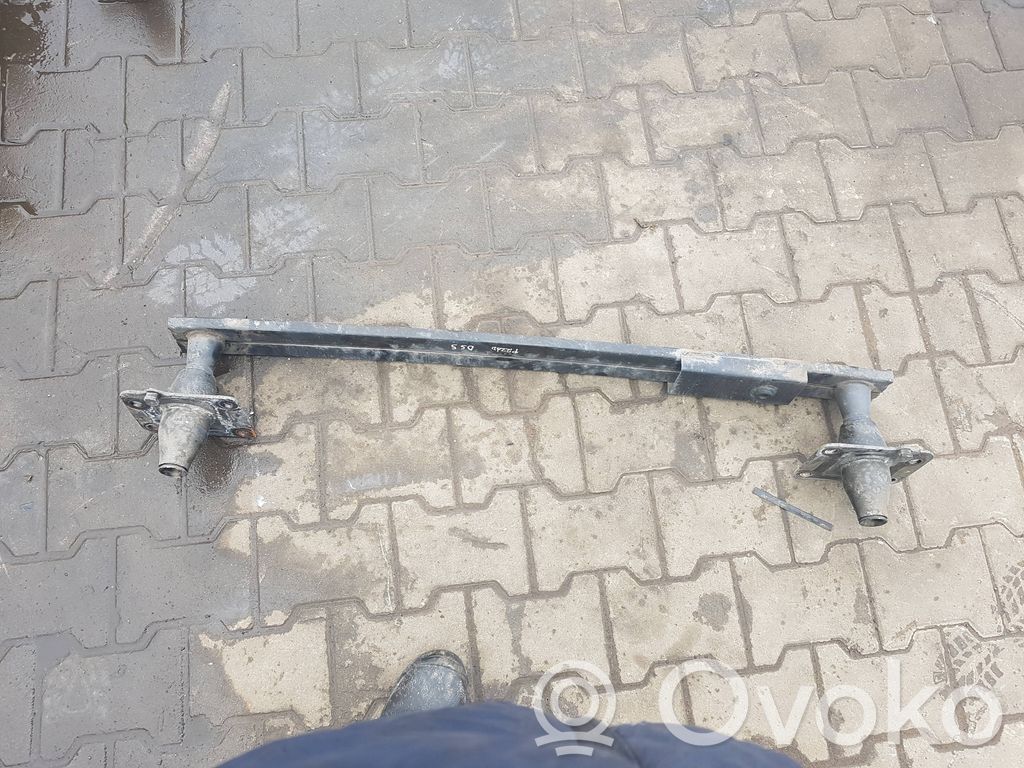 Priekinis sustiprinimas bamperio