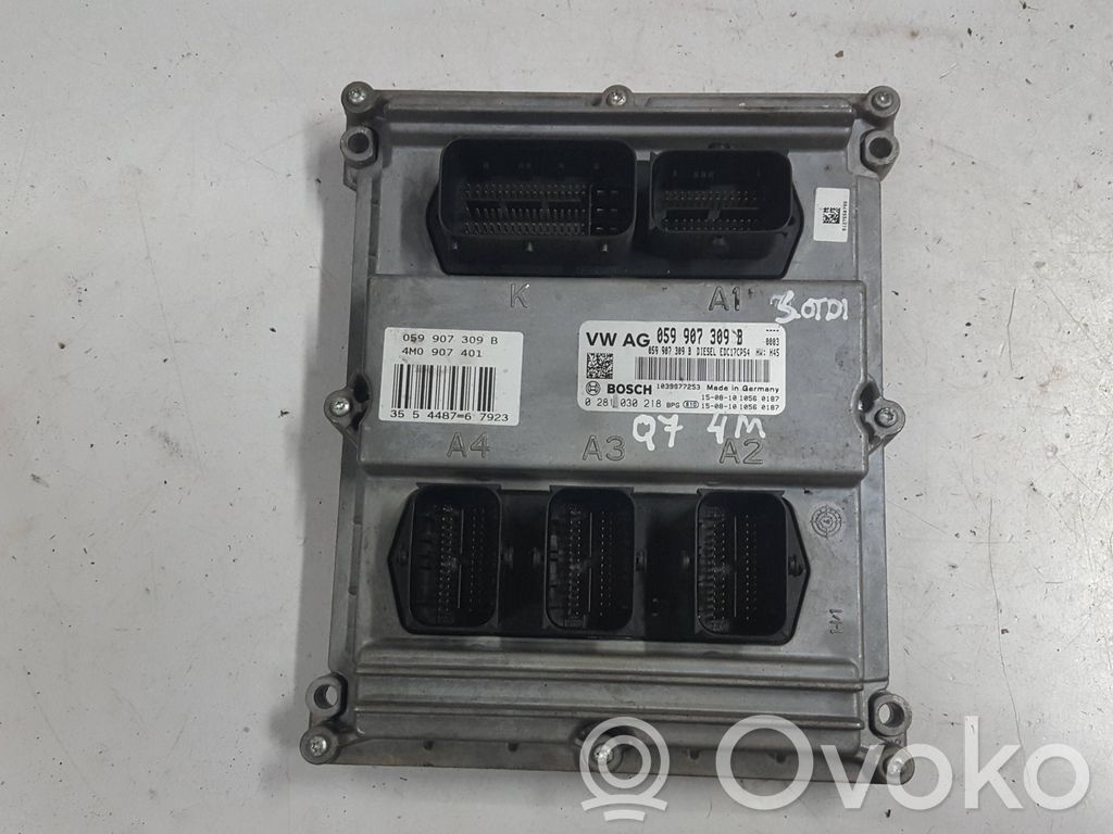 Audi Q7 4M Engine control unit/module 