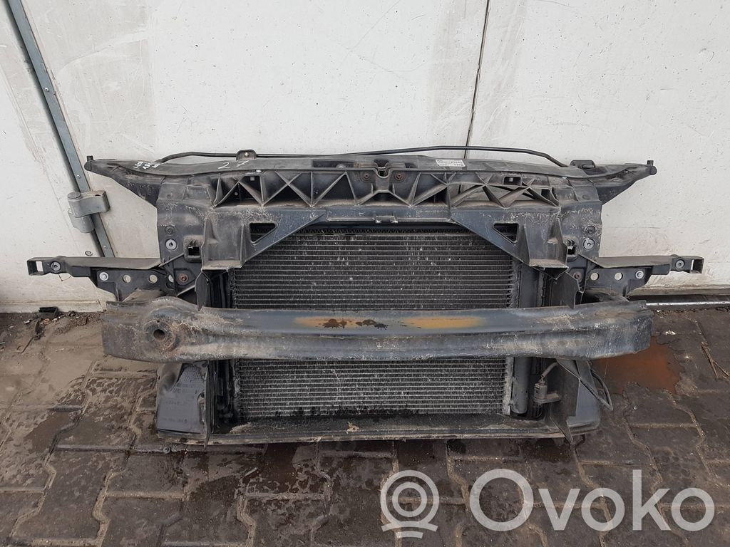Seat Leon (1P) Jäähdyttimen kehyksen suojapaneeli 