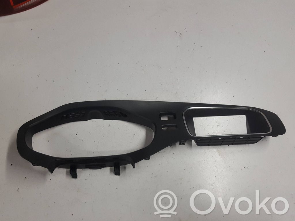 Dashboard trim   31393363