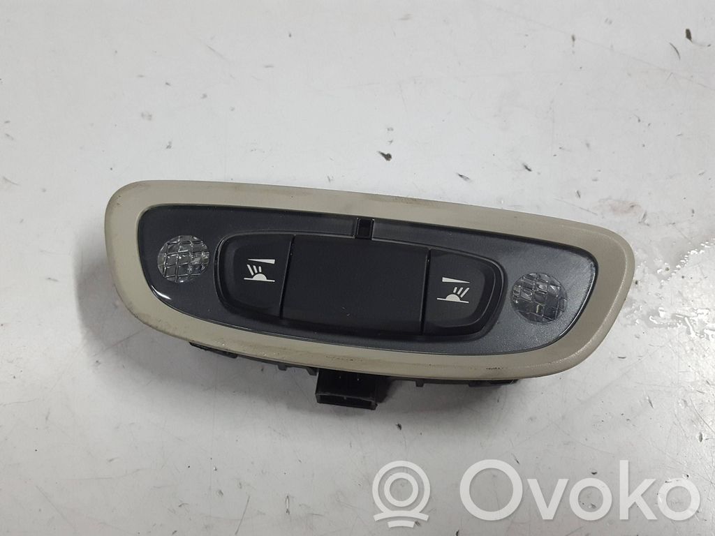 Volvo V40 Rear seat light 