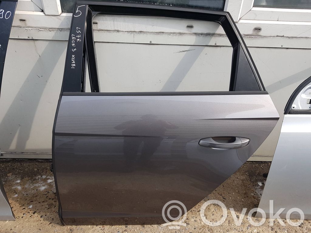 Rear door