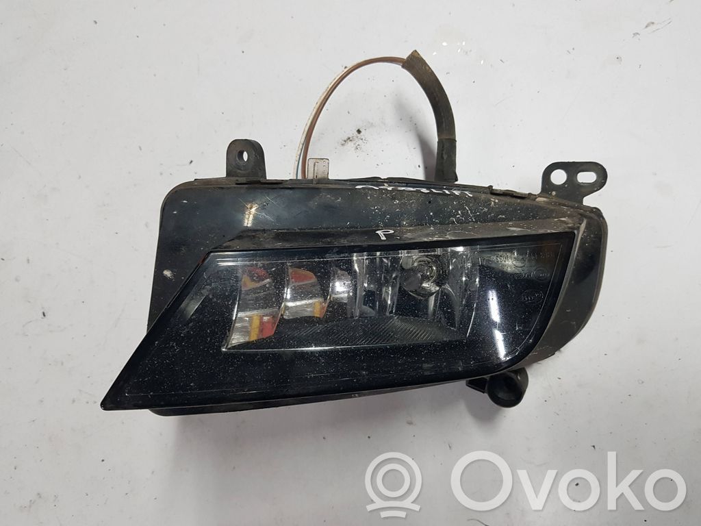 Etusumuvalo   8K0941700B,8K0941700B,1NE01083206
